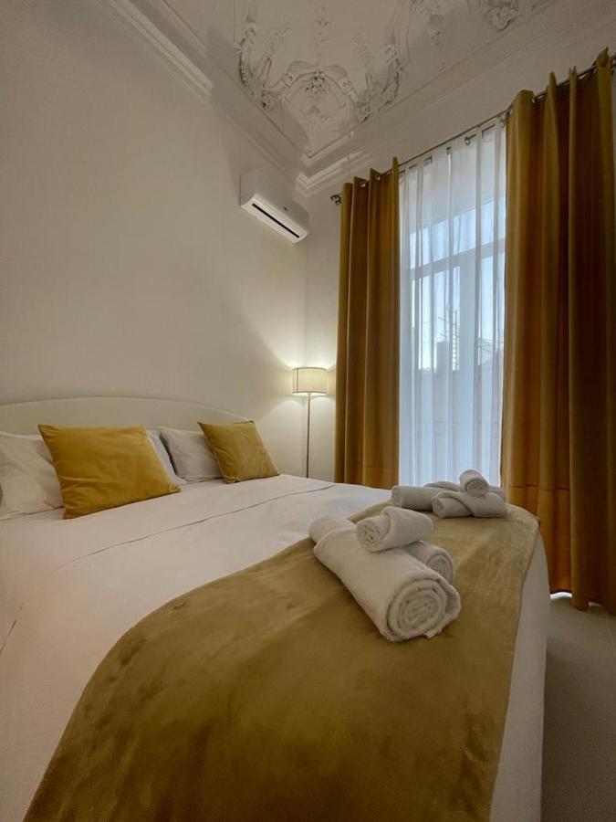 Bed and Breakfast Cutelli Gold Катанія Екстер'єр фото