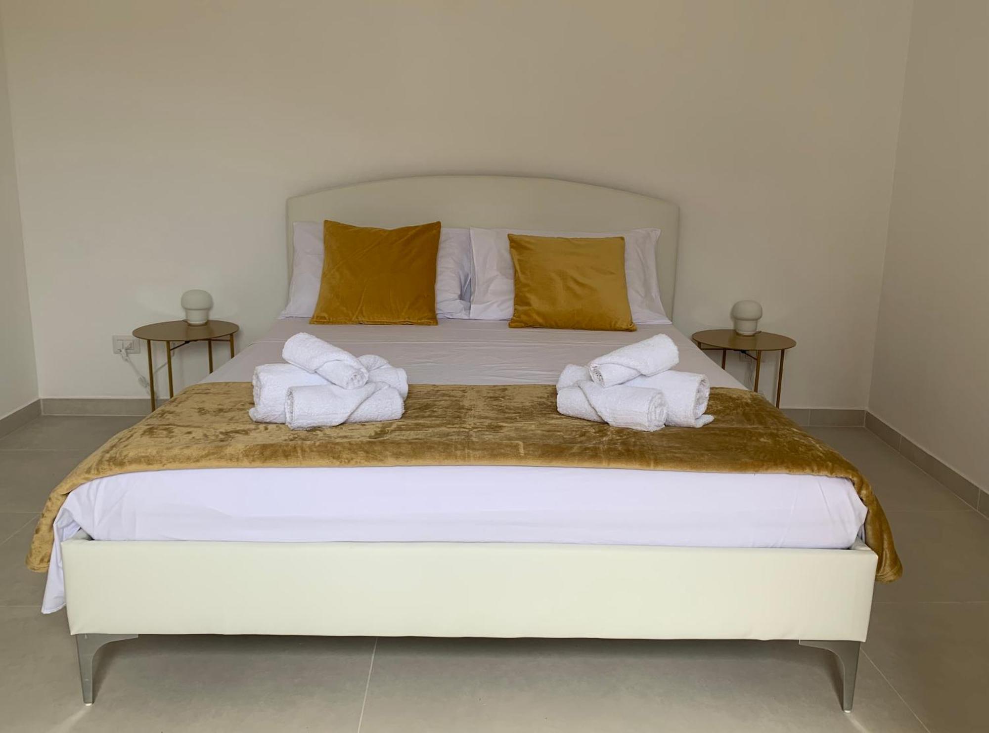 Bed and Breakfast Cutelli Gold Катанія Екстер'єр фото