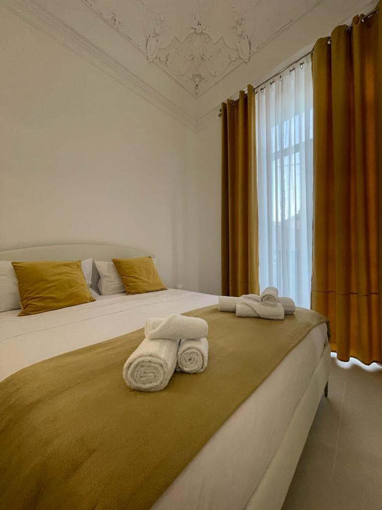 Bed and Breakfast Cutelli Gold Катанія Екстер'єр фото
